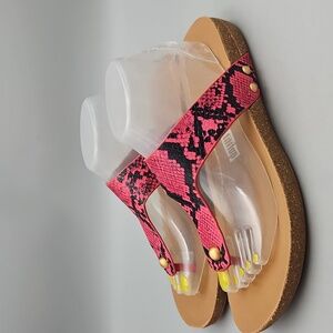 Fitflop IQUSHION Snake-Embossed Leather Toe-Post Sandals Women 9